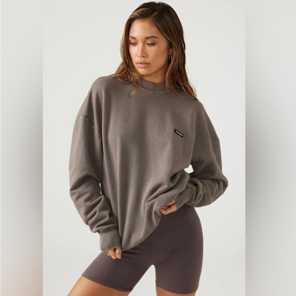 Joah Brown one size pullover classic terry crew neck sweatshirt peppercorn brown